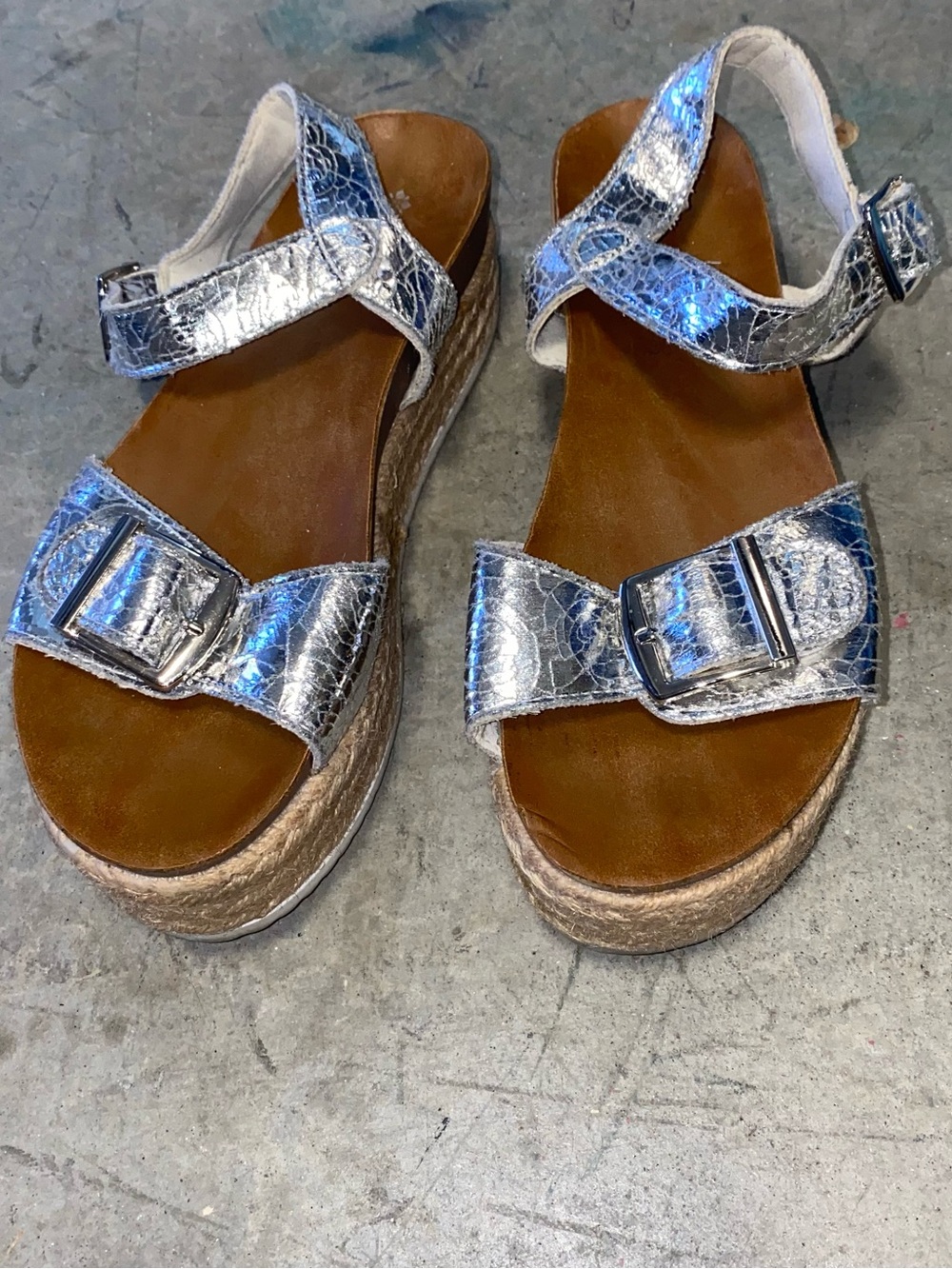 Women’s Metallic Silver Espadrille Platform Buckled Sandals 🌵36